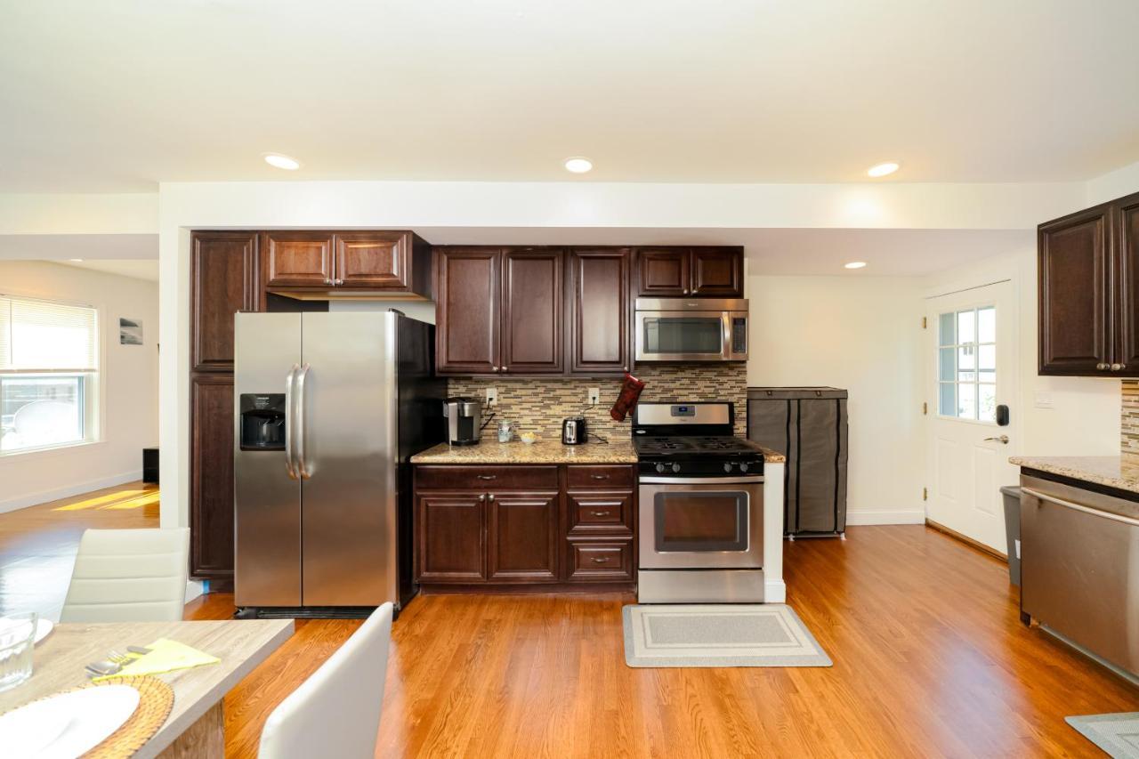 988 - 4br - Cozy Getaway Near Common Apartment *