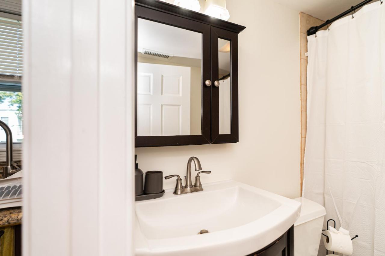 988 - 4br - Cozy Getaway Near Common *